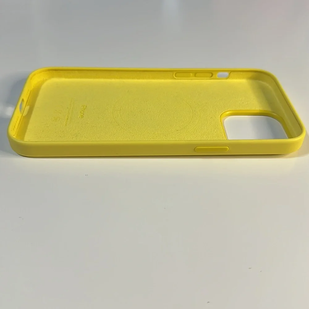 Apple iPhone 13 Pro Max Silicone Case - Yellow - Picture 6 of 8